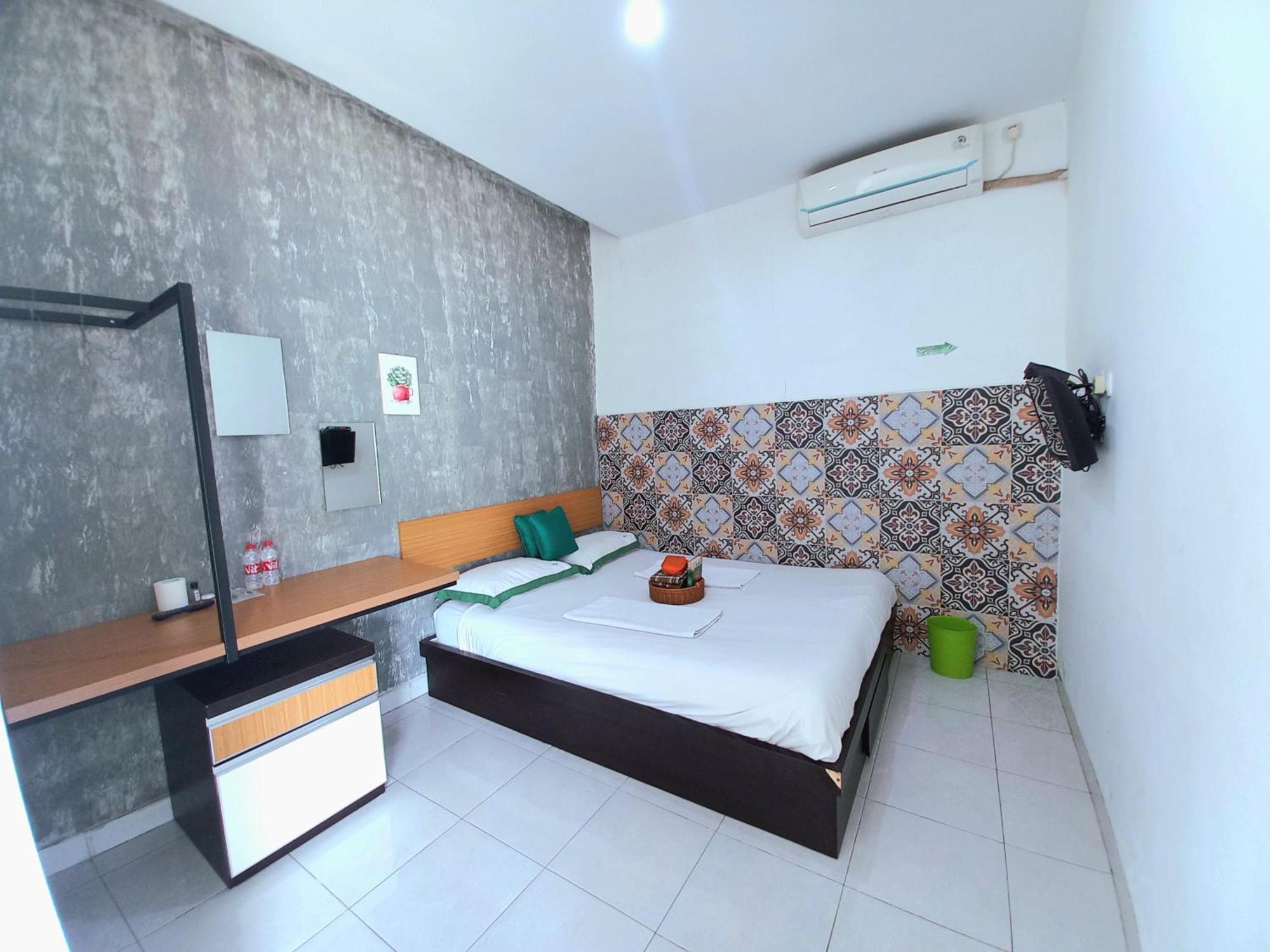 Hotel Jogja Kili Suci By Simply Homy Yogyakarta Exterior photo